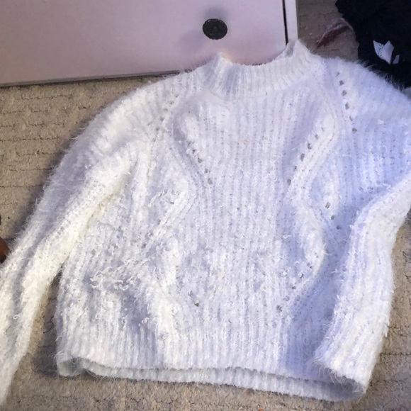 Sweater - Picture 1 of 1